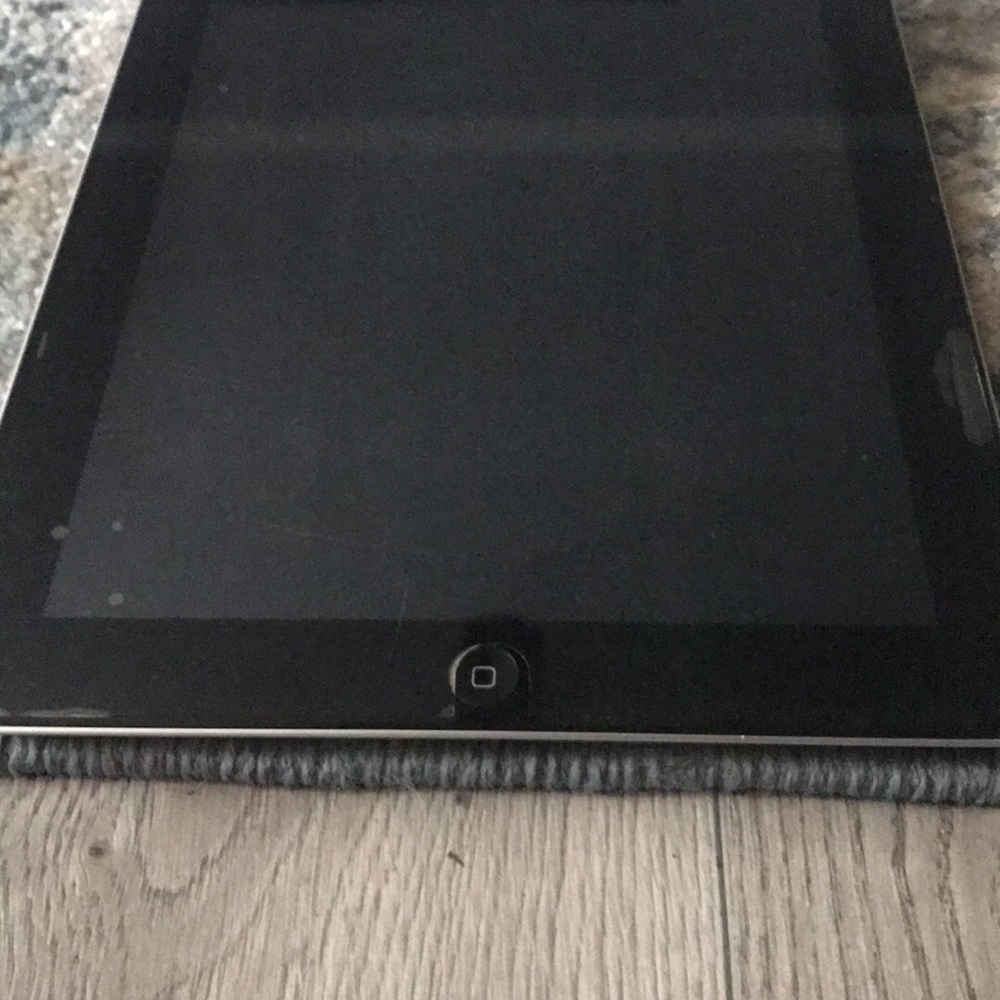 Apple IPad - Picture 4 of 6